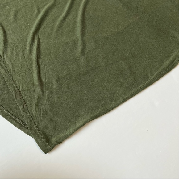 3/$30 AE Don’t Ask Why Drapey Open Back Tee Green One Size Distressed T-Shirt - Picture 10 of 14
